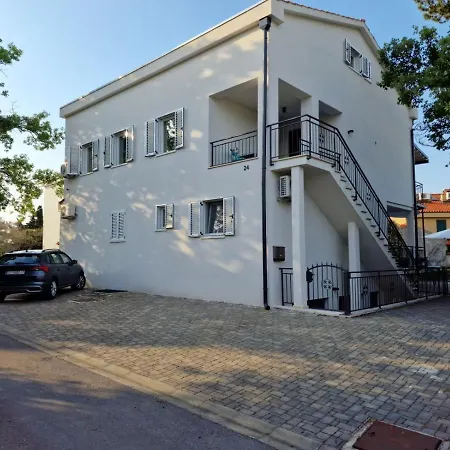 Anna24 Holidays Vantačići