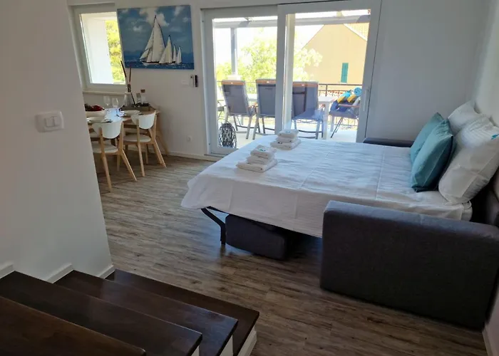 Anna24 Holidays Vantacici