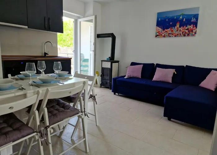 Anna24 Holidays Vantacici