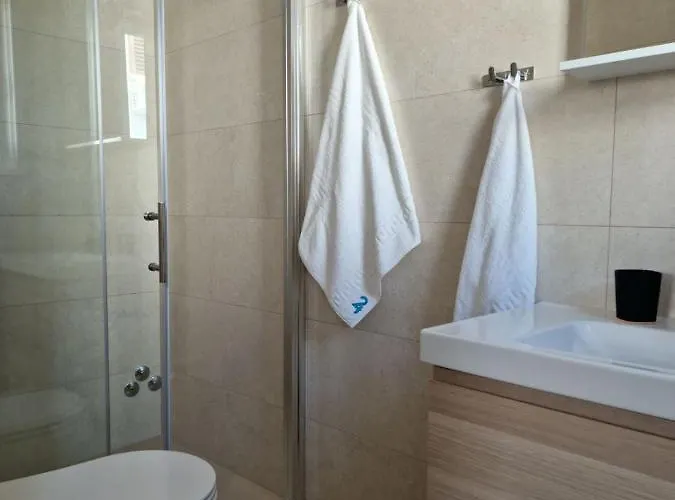 Anna24 Holidays Lejlighed Vantacici