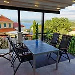 Anna24 Holidays Vantacici