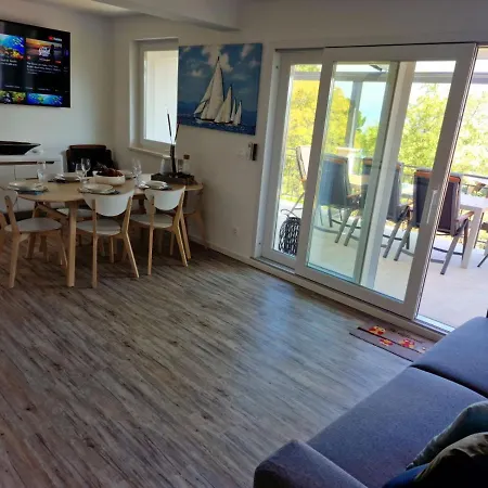 Anna24 Holidays Apartment