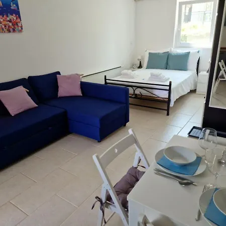 Anna24 Holidays * Vantacici