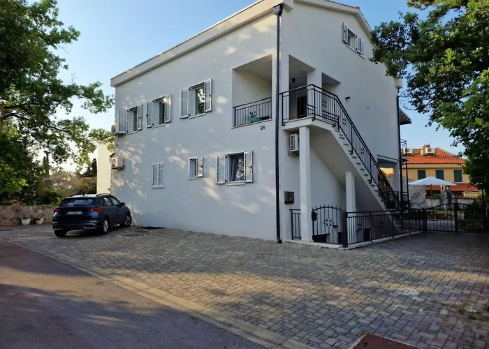 Anna24 Holidays Vantacici